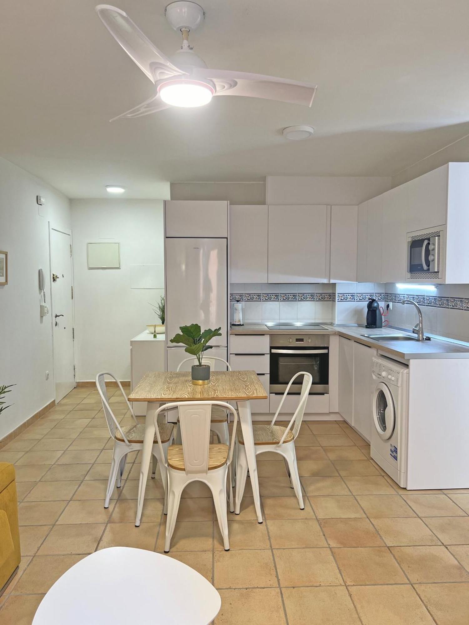 Puro Centro. 500M Del Mar. A/C Apartment Alicante Exterior photo