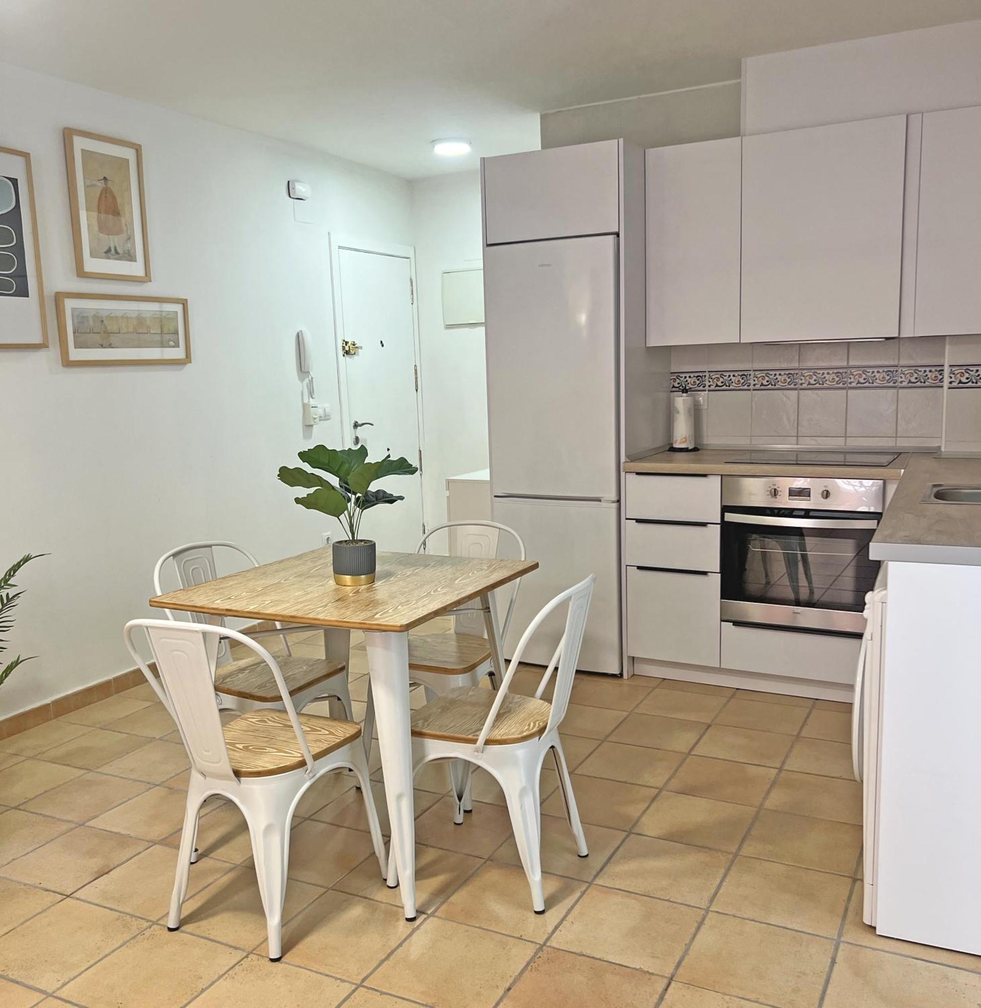 Puro Centro. 500M Del Mar. A/C Apartment Alicante Exterior photo